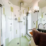 Schaefers - Ihr Wohlfuehlort - Hochwertige Ausstattung, Naturgrundstueck Mit Bachlauf, Terrassen, Wlan, Parken - An 2 Seen Bei Leipzig Apartment Grosspoesna