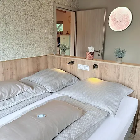 Apartman Schoener Wohnen Am Stoermthaler & Markkleeberger Großpösna