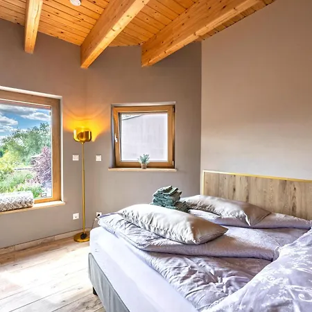 Schaefers - Ihr Wohlfuehlort - Hochwertige Ausstattung, Naturgrundstueck Mit Bachlauf, Terrassen, Wlan, Parken - An 2 Seen Bei Leipzig Appartement