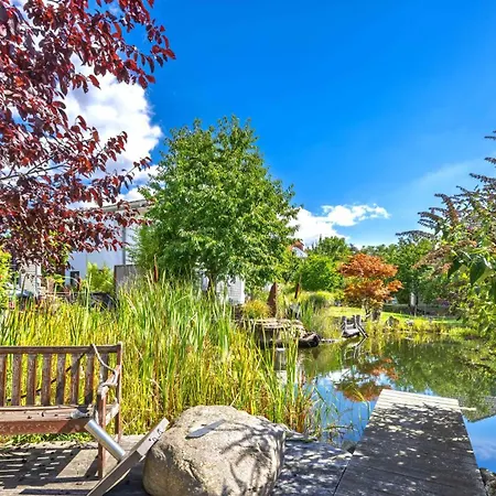 Appartement Schaefers - Ihr Wohlfuehlort - Hochwertige Ausstattung, Naturgrundstueck Mit Bachlauf, Terrassen, Wlan, Parken - An 2 Seen Bei Leipzig