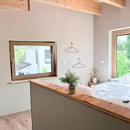 Apartment Schäfers - 3 Wohlfühlunterkünfte am Störmthaler&Markkleeberger See