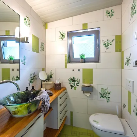 Schäfers - 3 Wohlfühlunterkünfte am Störmthaler&Markkleeberger See