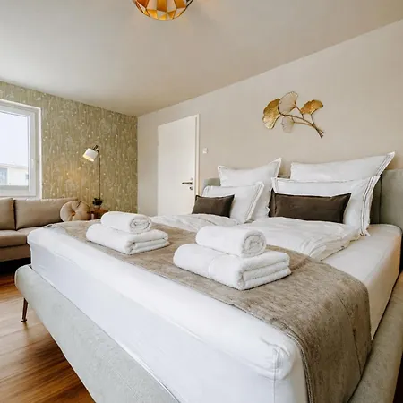 Apartamento Schäfers - Ihr Wohlfühlort - Hochwertige Ausstattung, Naturgrundstück Mit Bachlauf, Terrassen, Wlan, Parken - An 2 Seen Bei Leipzig Grosspoesna