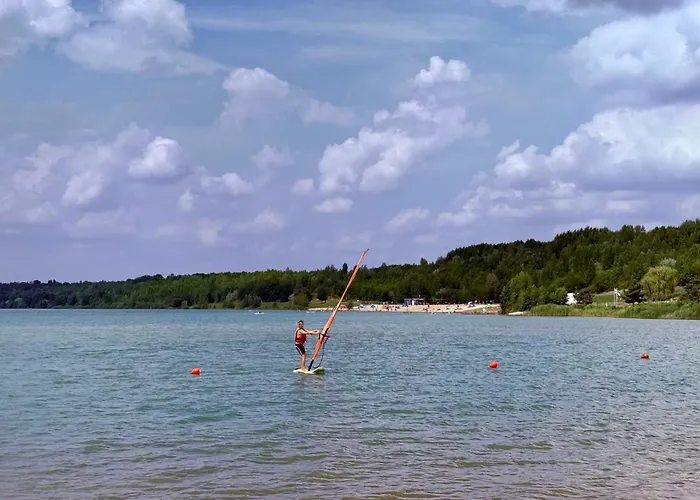 شقة Schaefers - Ihr Wohlfuehlort - Hochwertige Ausstattung, Naturgrundstueck Mit Bachlauf, Terrassen, Wlan, Parken - An 2 Seen Bei Leipzig