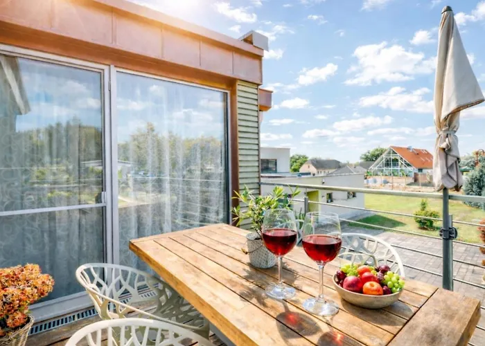 Schaefers - Ihr Wohlfuehlort - Hochwertige Ausstattung, Naturgrundstueck Mit Bachlauf, Terrassen, Wlan, Parken - An 2 Seen Bei Leipzig شقة *