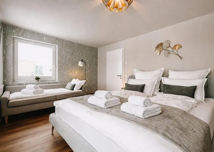 Schaefers - Ihr Wohlfuehlort - Hochwertige Ausstattung, Naturgrundstueck Mit Bachlauf, Terrassen, Wlan, Parken - An 2 Seen Bei Leipzig