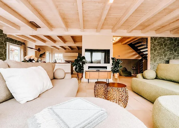 شقة Schaefers - Ihr Wohlfuehlort - Hochwertige Ausstattung, Naturgrundstueck Mit Bachlauf, Terrassen, Wlan, Parken - An 2 Seen Bei Leipzig غروسبونسنا