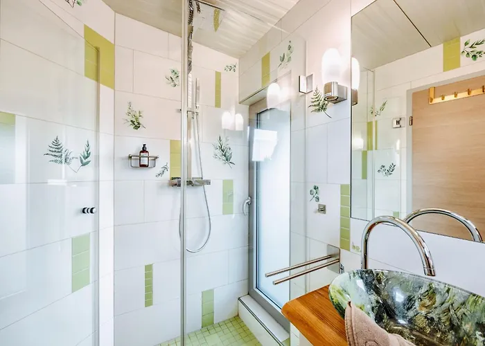 Schaefers - Ihr Wohlfuehlort - Hochwertige Ausstattung, Naturgrundstueck Mit Bachlauf, Terrassen, Wlan, Parken - An 2 Seen Bei Leipzig * غروسبونسنا