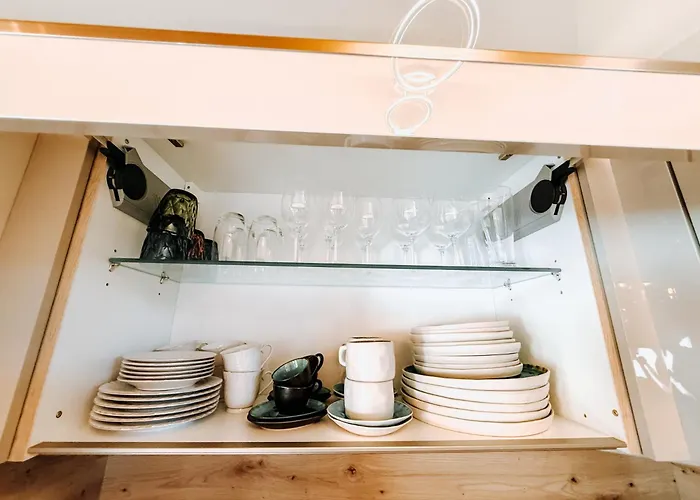 شقة Schaefers - Ihr Wohlfuehlort - Hochwertige Ausstattung, Naturgrundstueck Mit Bachlauf, Terrassen, Wlan, Parken - An 2 Seen Bei Leipzig